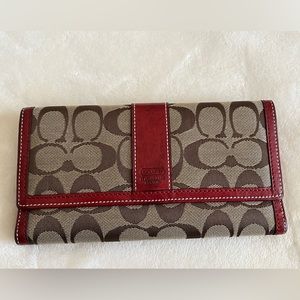Coach Signature wallet